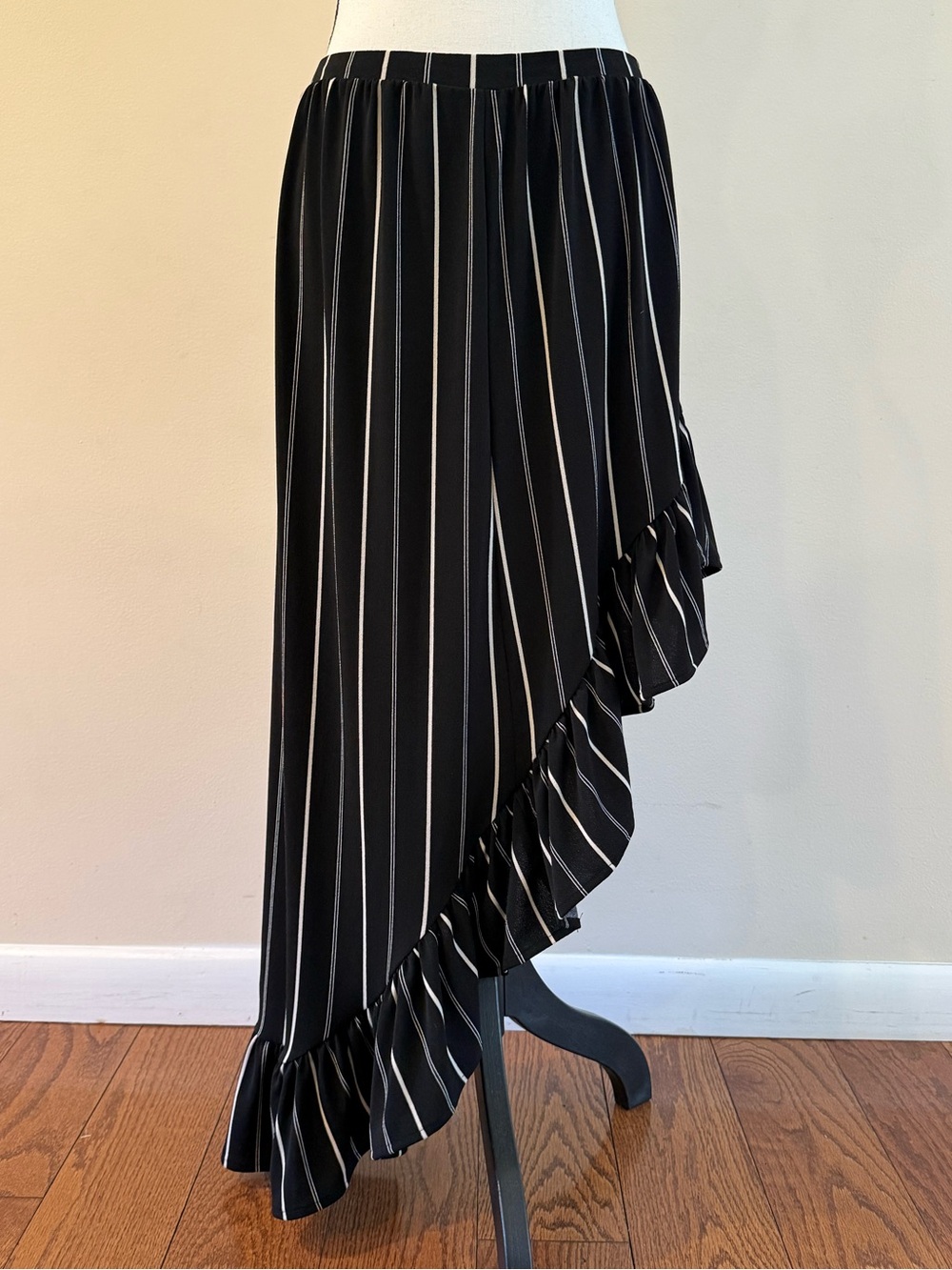 Express - Black & White Striped Ruffle Asymmetrical Skirt